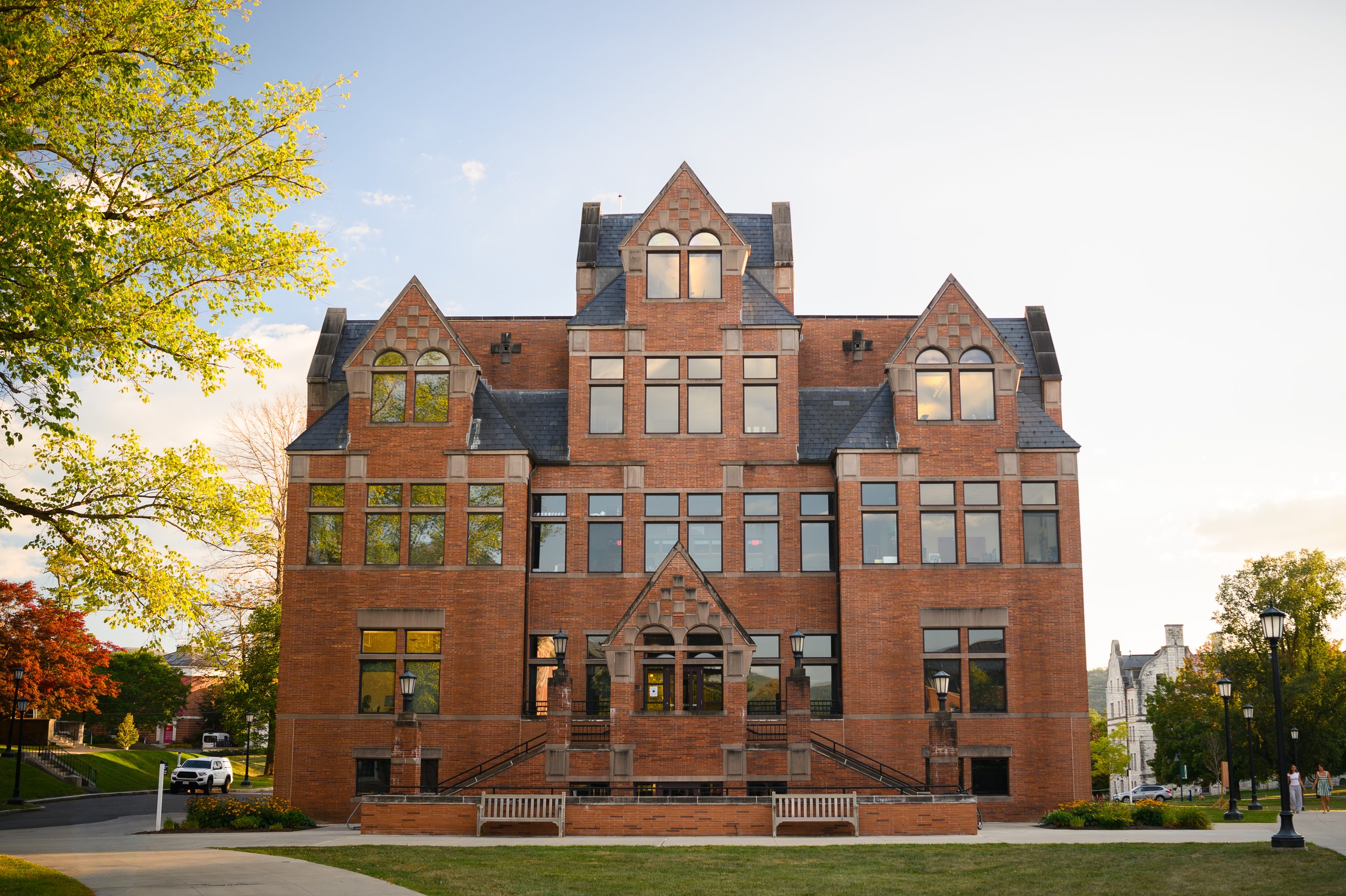 Williams College, frame 16 of 17.